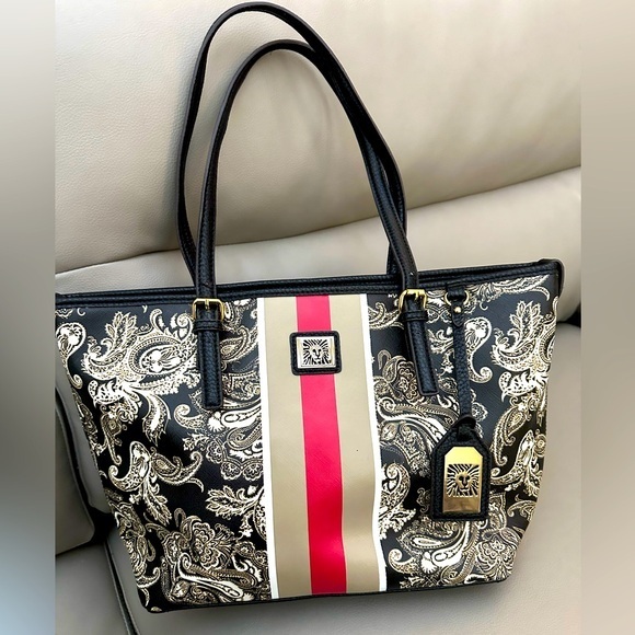 Anne Klein Paisley and Striped Towel - EUC - Picture 1 of 13